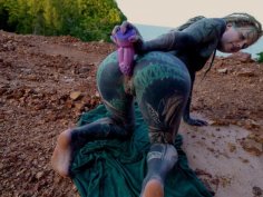 Tattooed teen squirts from anal play in public - hd solo action